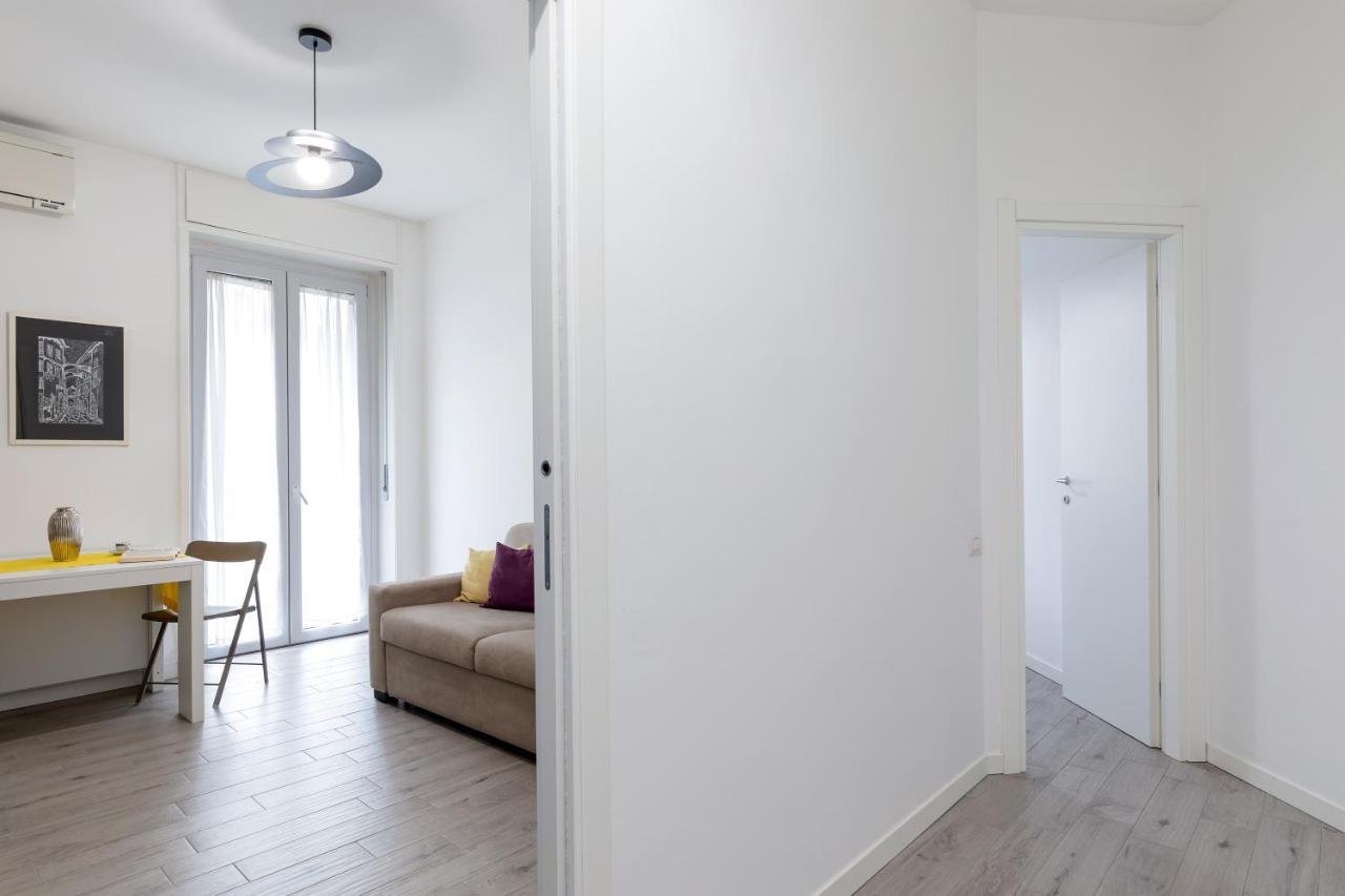 Piazza De Angeli M1 Comfortable Flat With Balcony Milan Exterior photo